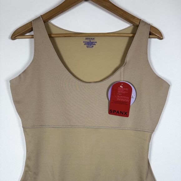 Spanx Hide & Sleek Cami Shapewear Womens 1X Beige Moisture Wicking Tank Top - Picture 2 of 9